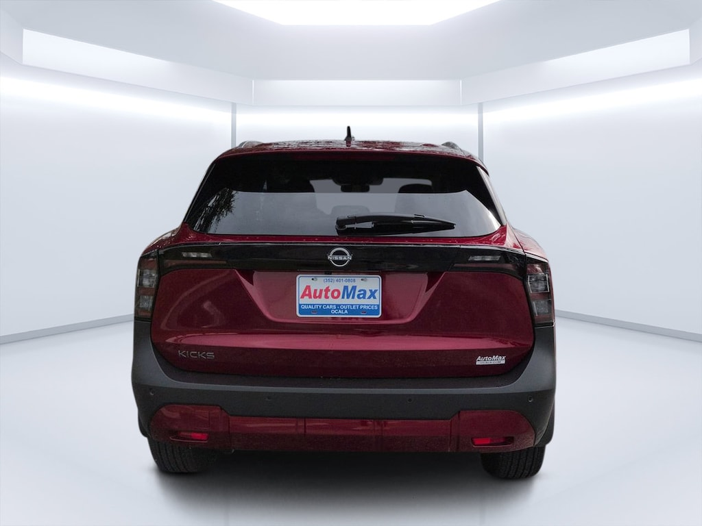 Used 2026 Nissan Kicks SV SUV