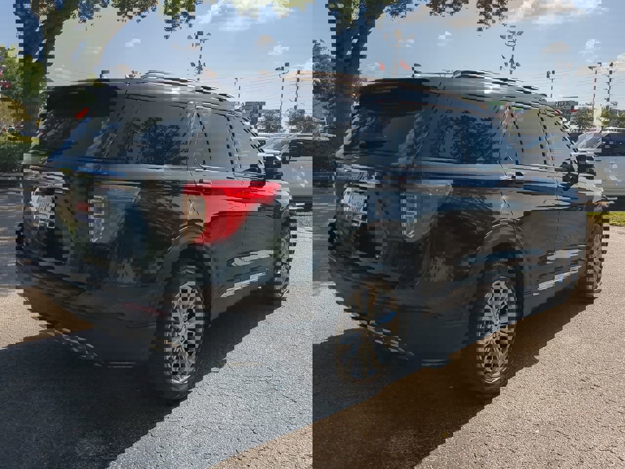 2022 Ford Explorer XLT photo 4