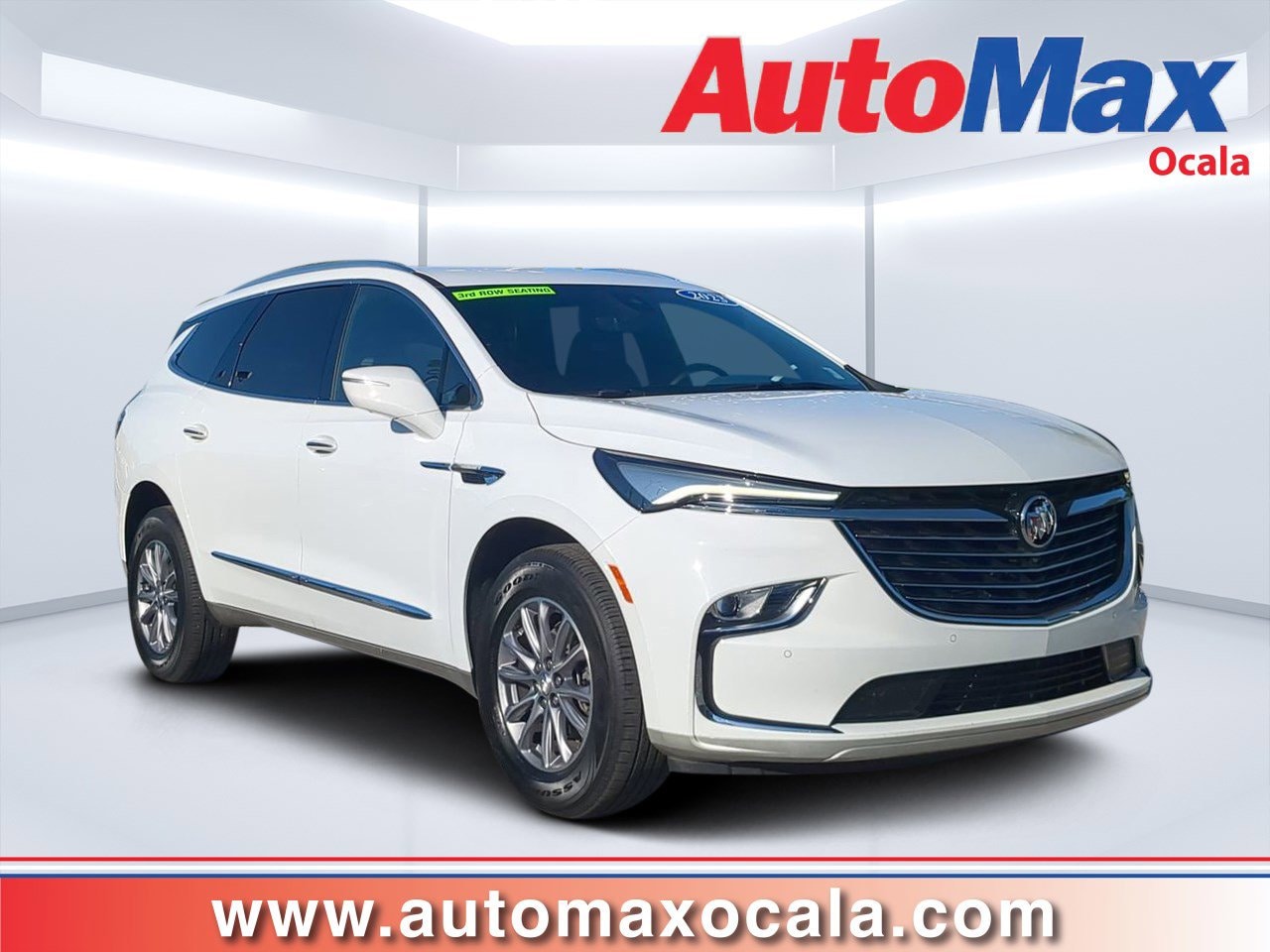 2023 Buick Enclave Essence's photo