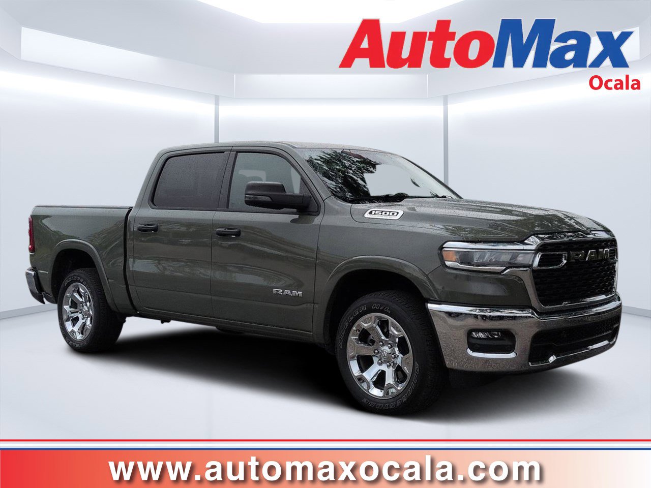 2026 RAM 1500 Big Horn/Lone Star 4x4 Crew Cab 5'7's photo
