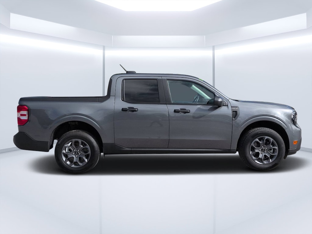 Used 2025 Ford Maverick XLT Truck SuperCrew