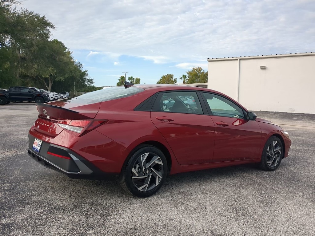 Used 2025 Hyundai Elantra SEL Sport Sedan