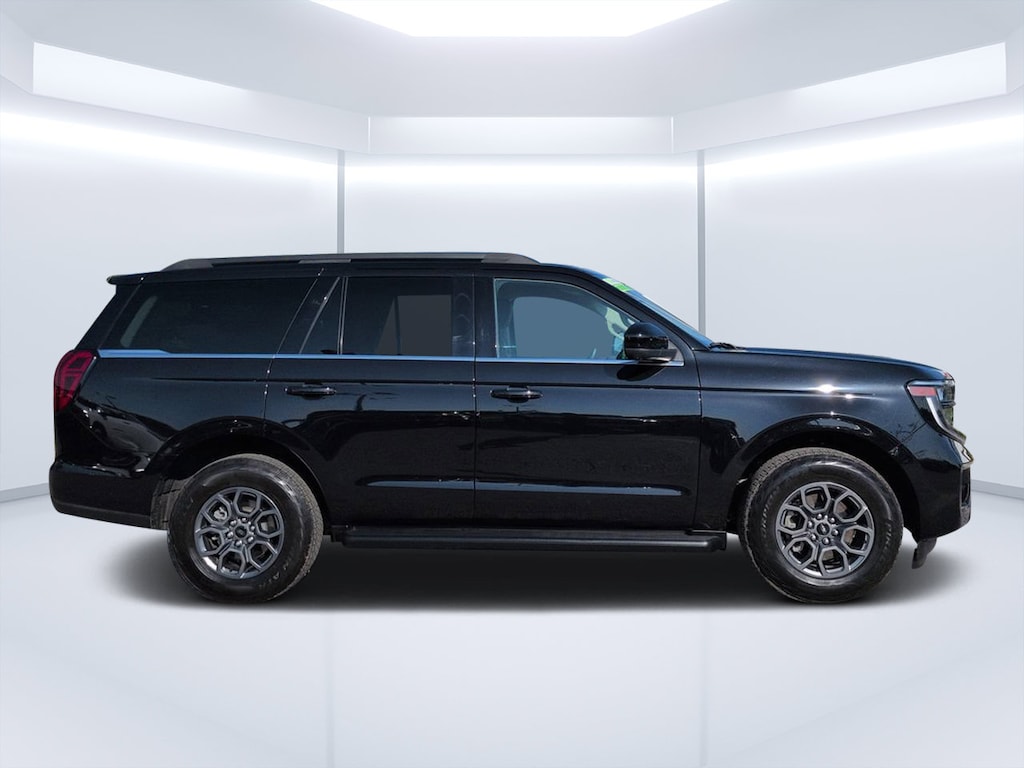 Used 2025 Ford Expedition Active SUV