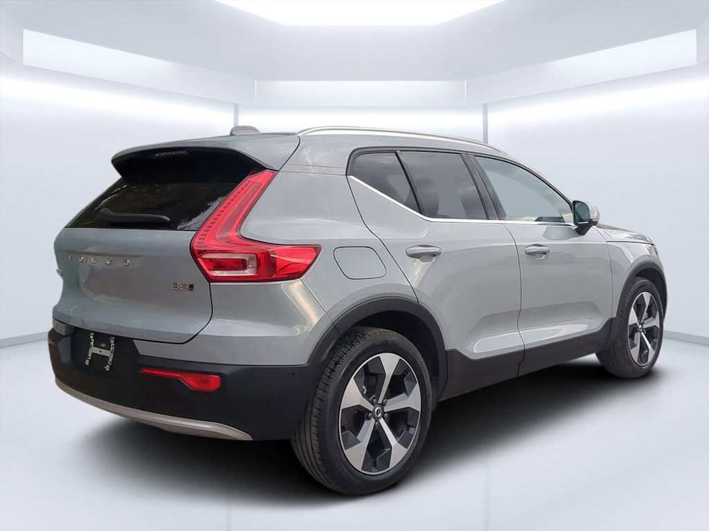 Used 2025 Volvo XC40 Plus Bright Theme SUV
