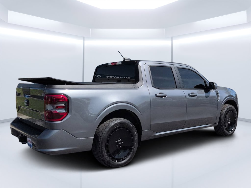 Used 2025 Ford Maverick Lobo Standard Truck SuperCrew