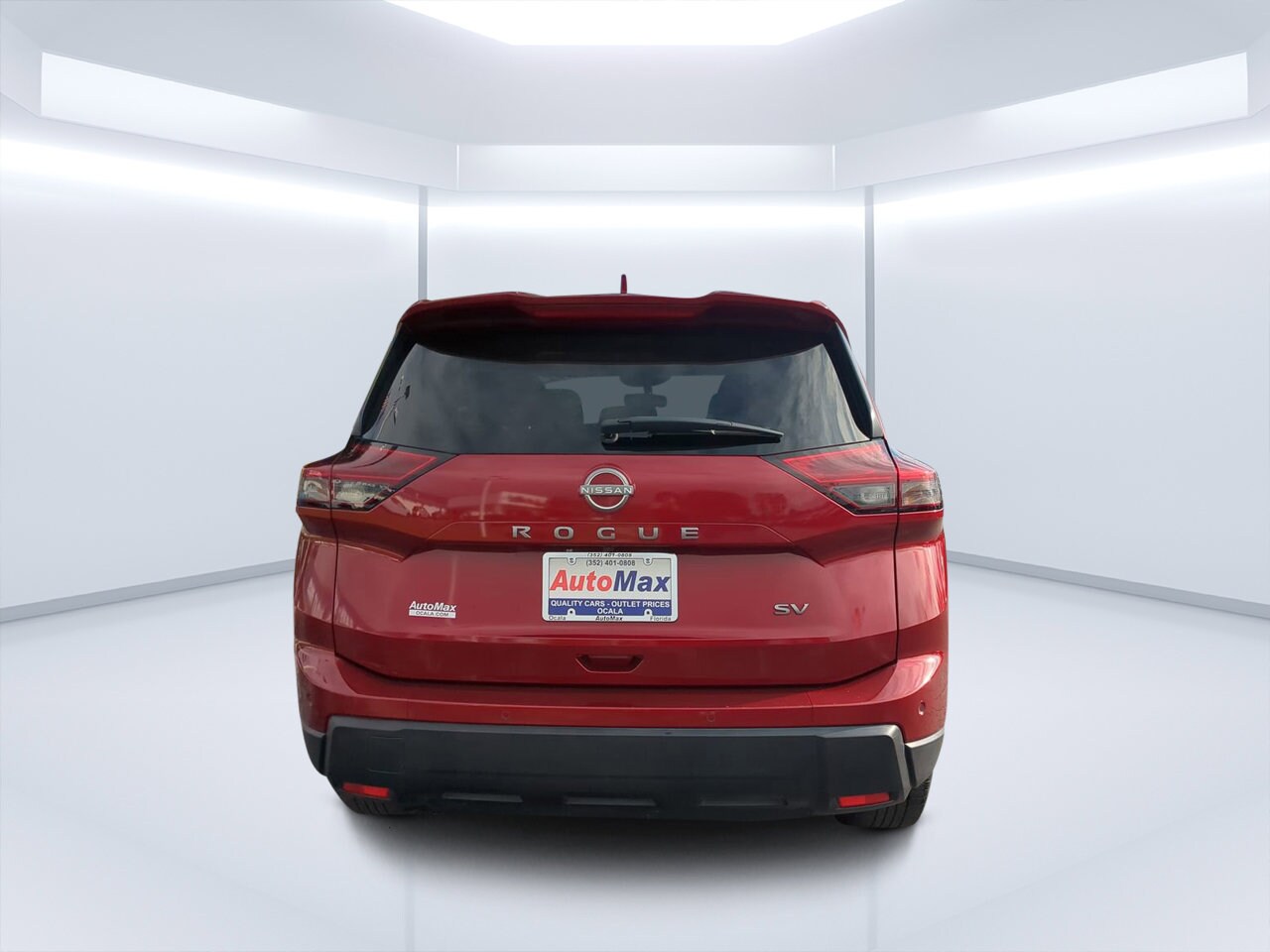 2024 Nissan Rogue SV photo 3