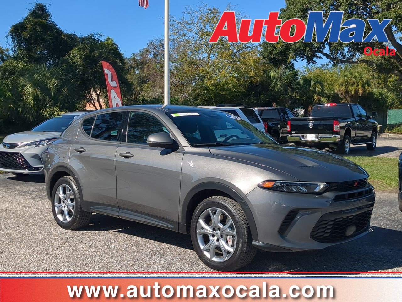 2024 Dodge Hornet R/T's photo