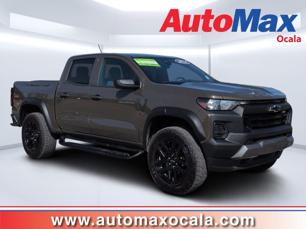 Used 2024 Chevrolet Colorado 4WD Trail Boss Truck Crew Cab