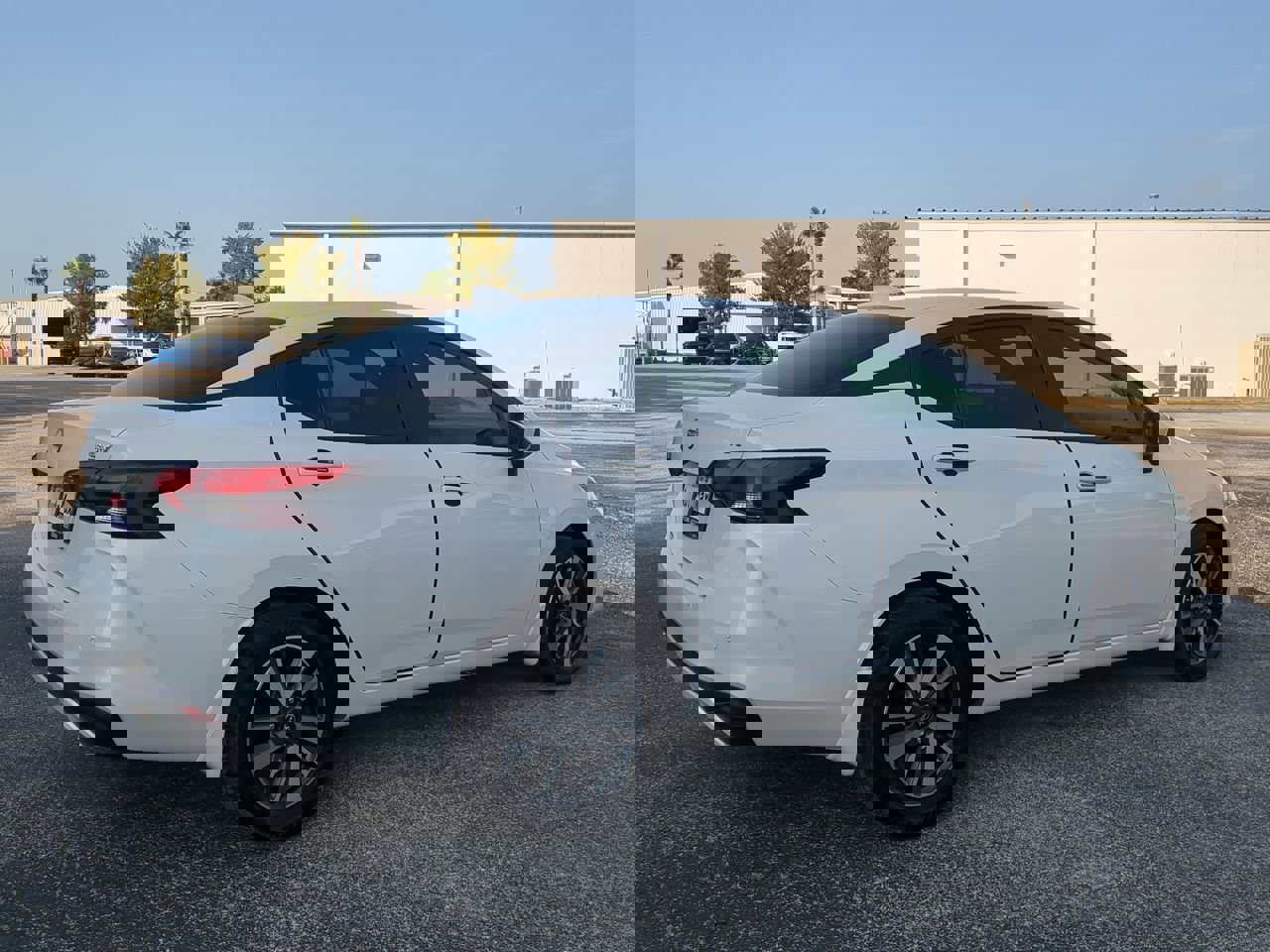 2024 Nissan Versa SV photo 4
