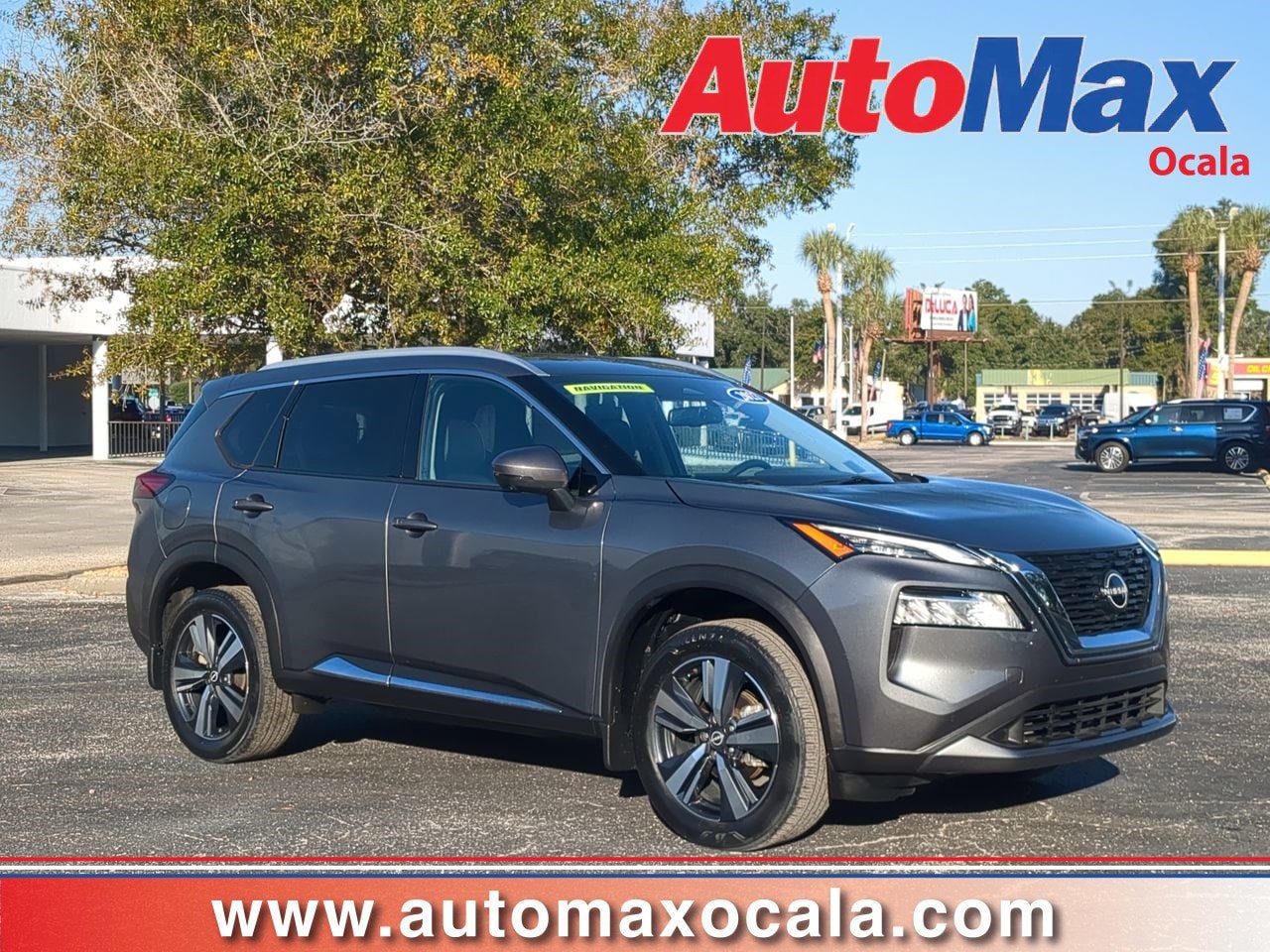 2023 Nissan Rogue SL's photo