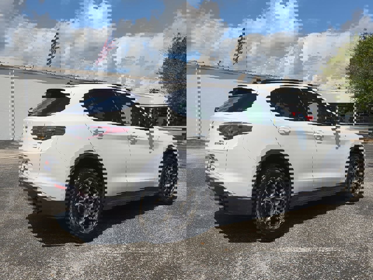 2024 Alfa Romeo Stelvio Ti photo 4