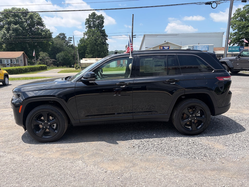 New 2026 Jeep Grand Cherokee LIMITED 4X4 Sport Utility