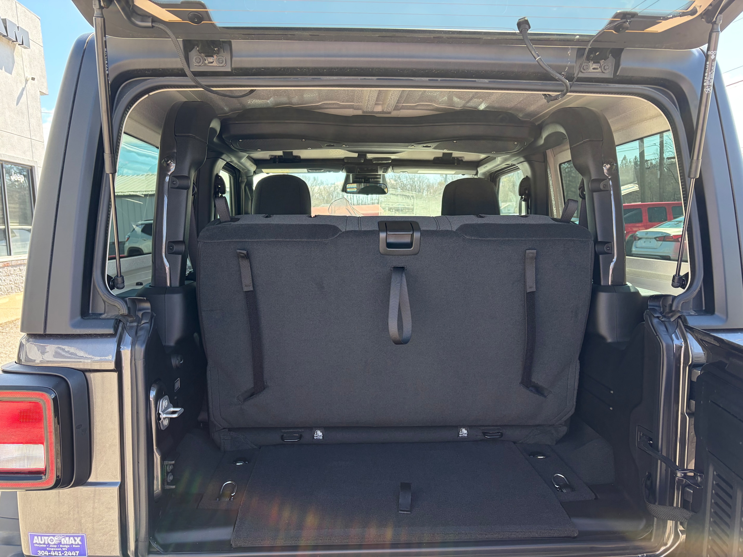 2026 Jeep Wrangler 2-Door Willys - Photo 6