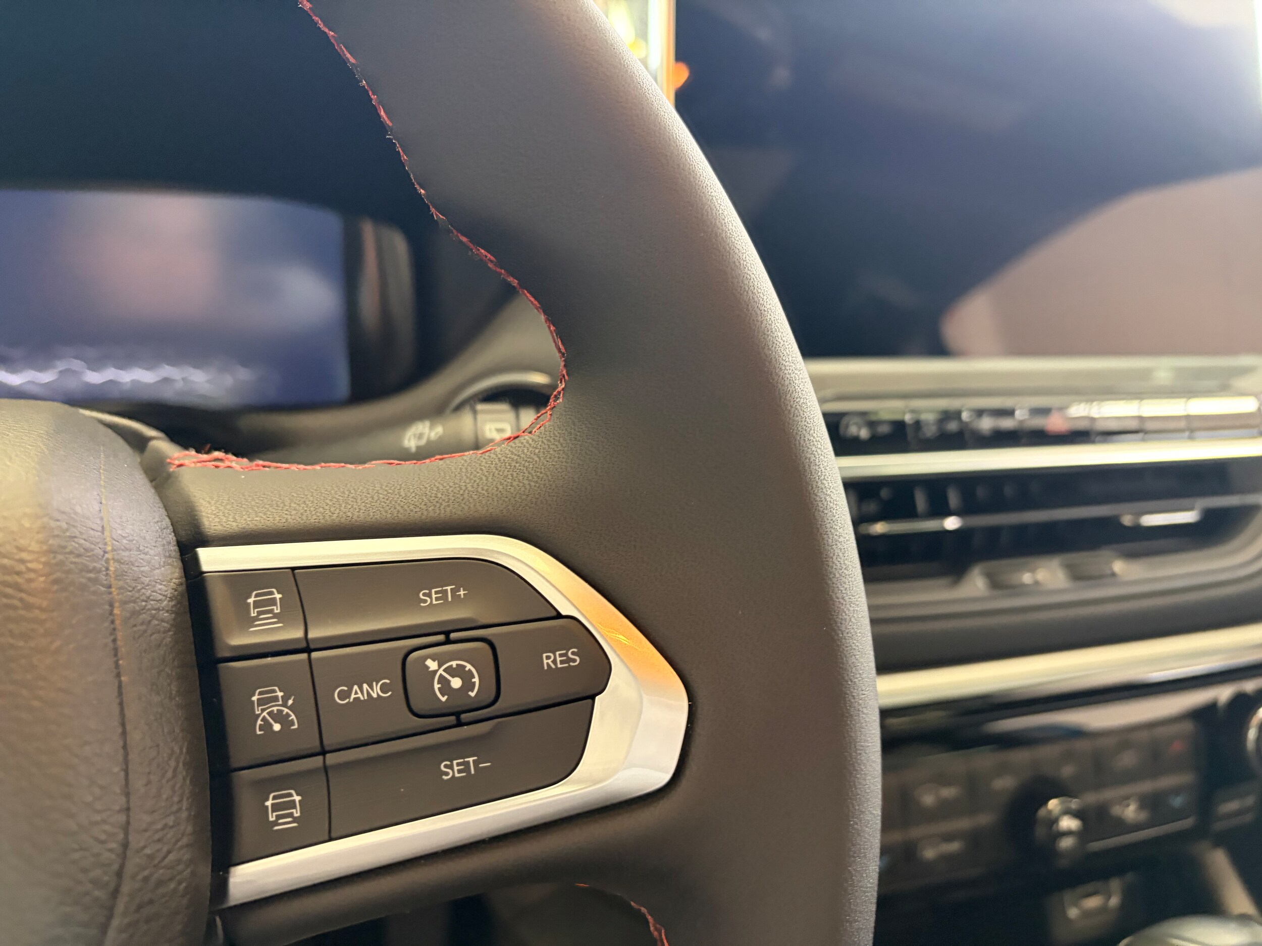 2026 Jeep Compass Trailhawk - Photo 17