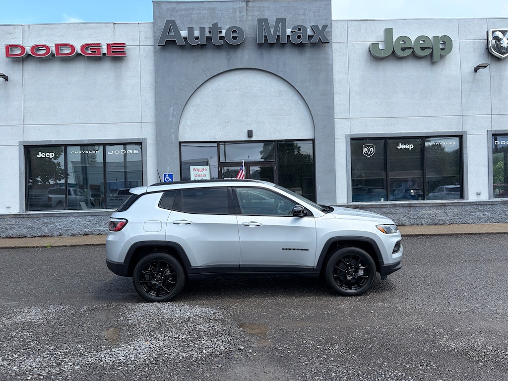 New 2026 Jeep Compass LATITUDE ALTITUDE 4X4 Sport Utility