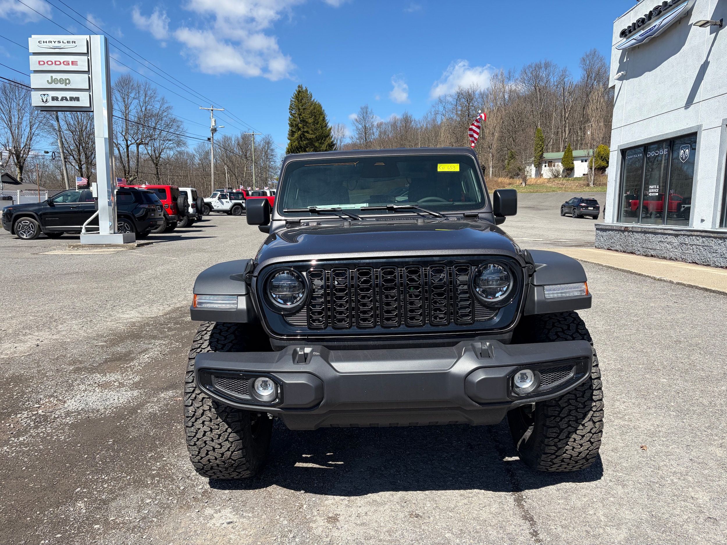 2026 Jeep Wrangler 2-Door Willys - Photo 2