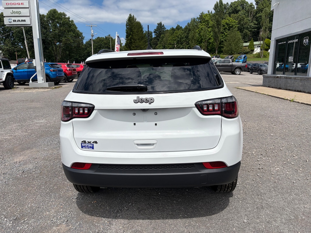 New 2026 Jeep Compass LATITUDE ALTITUDE 4X4 Sport Utility