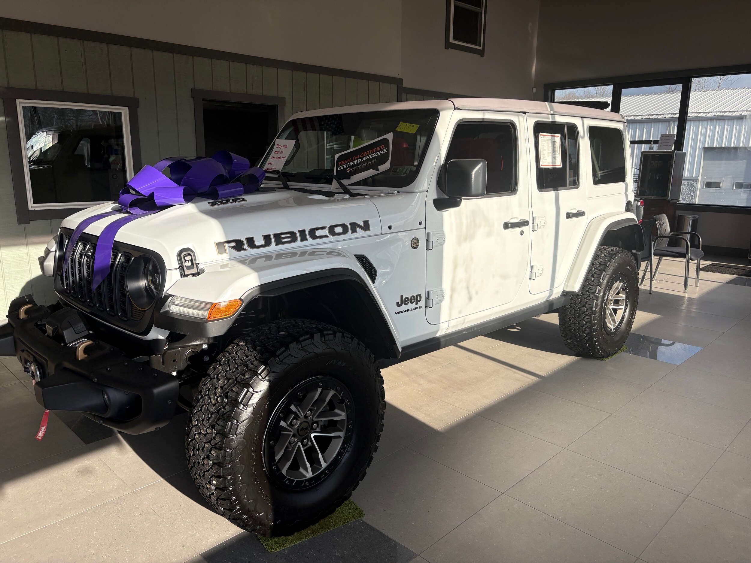 2024 Jeep Wrangler Rubicon 392 photo 3
