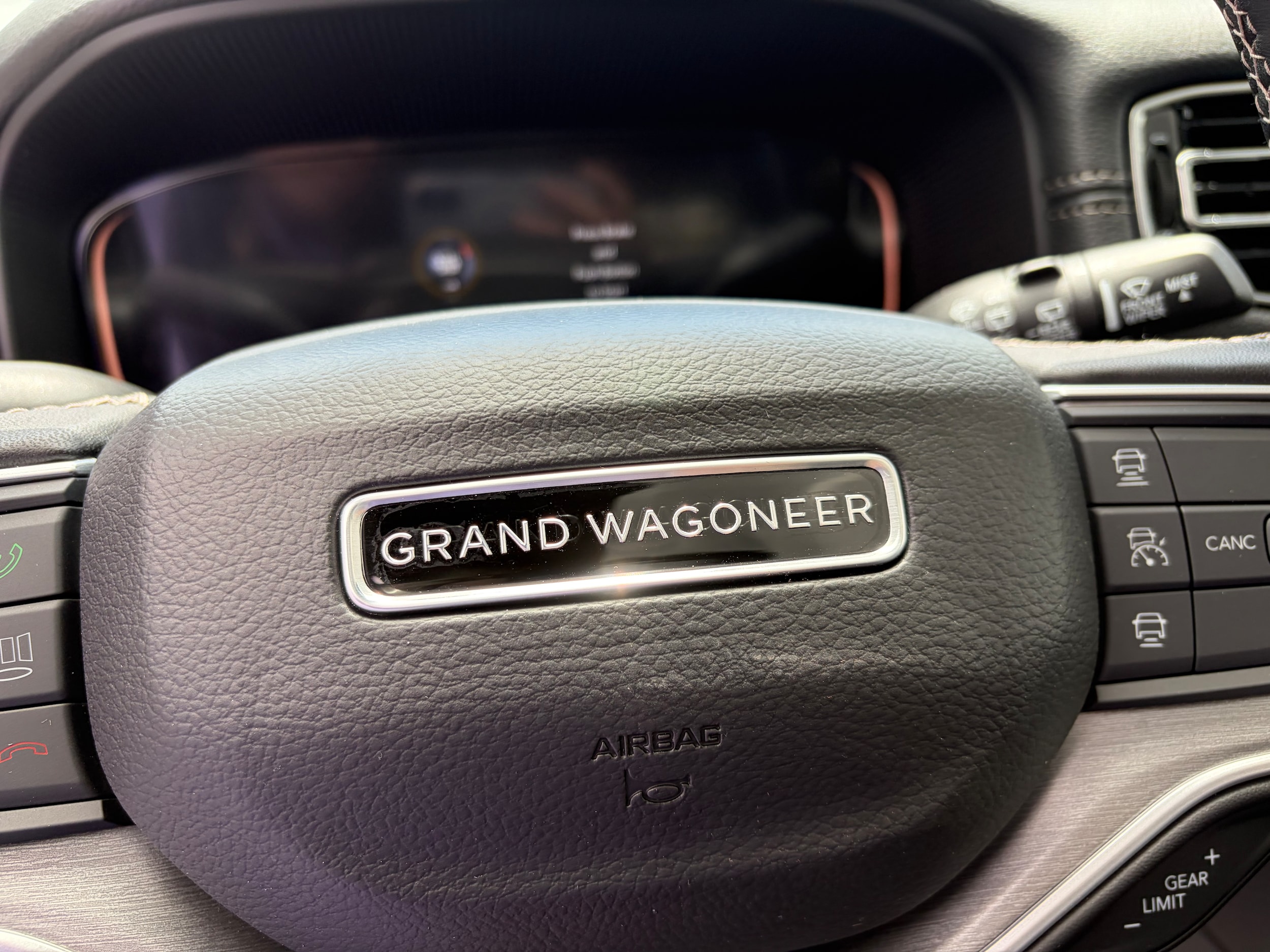 2026 Jeep Grand Wagoneer Upland - Photo 17