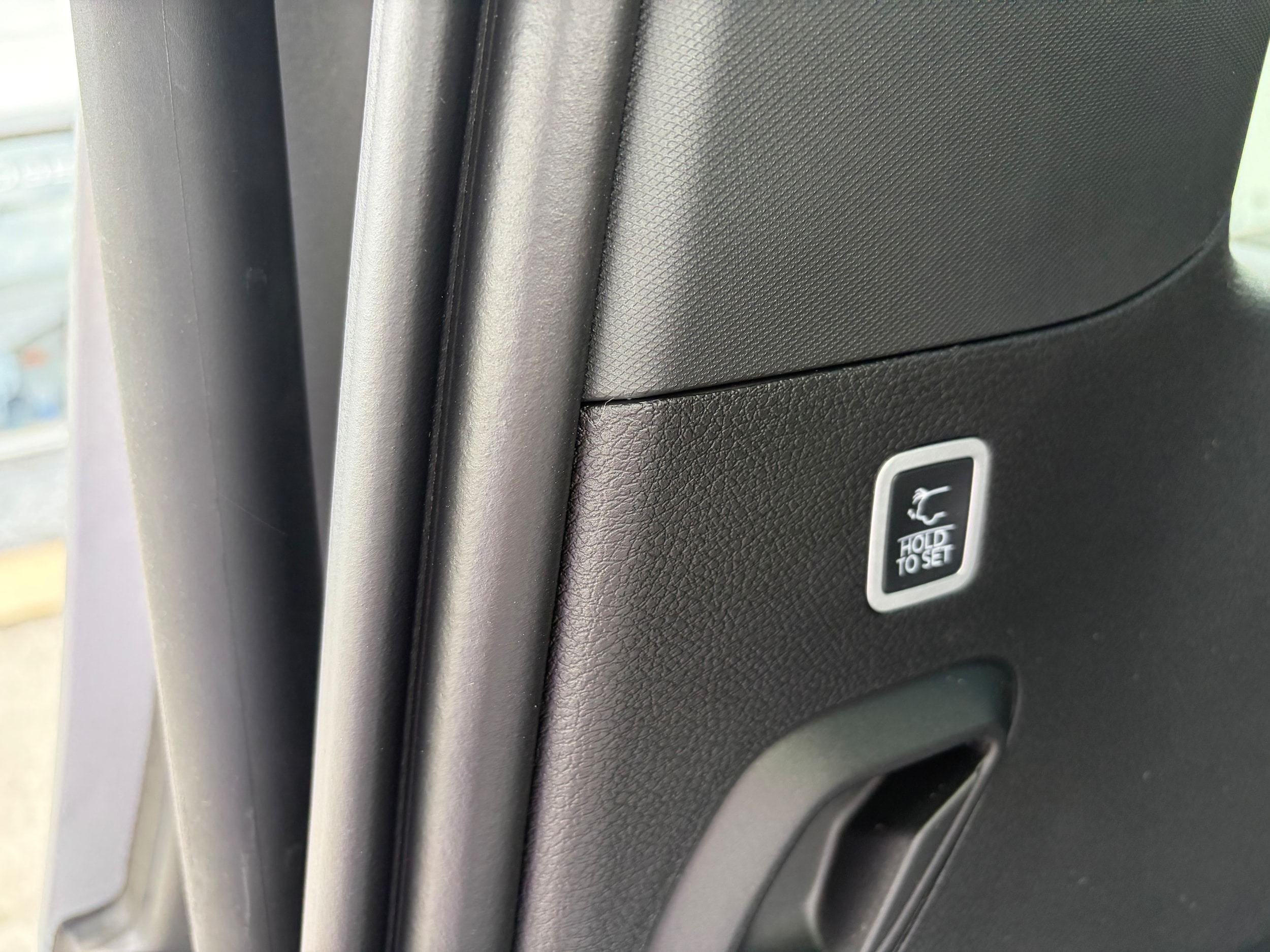 2026 Jeep Grand Wagoneer Upland - Photo 6