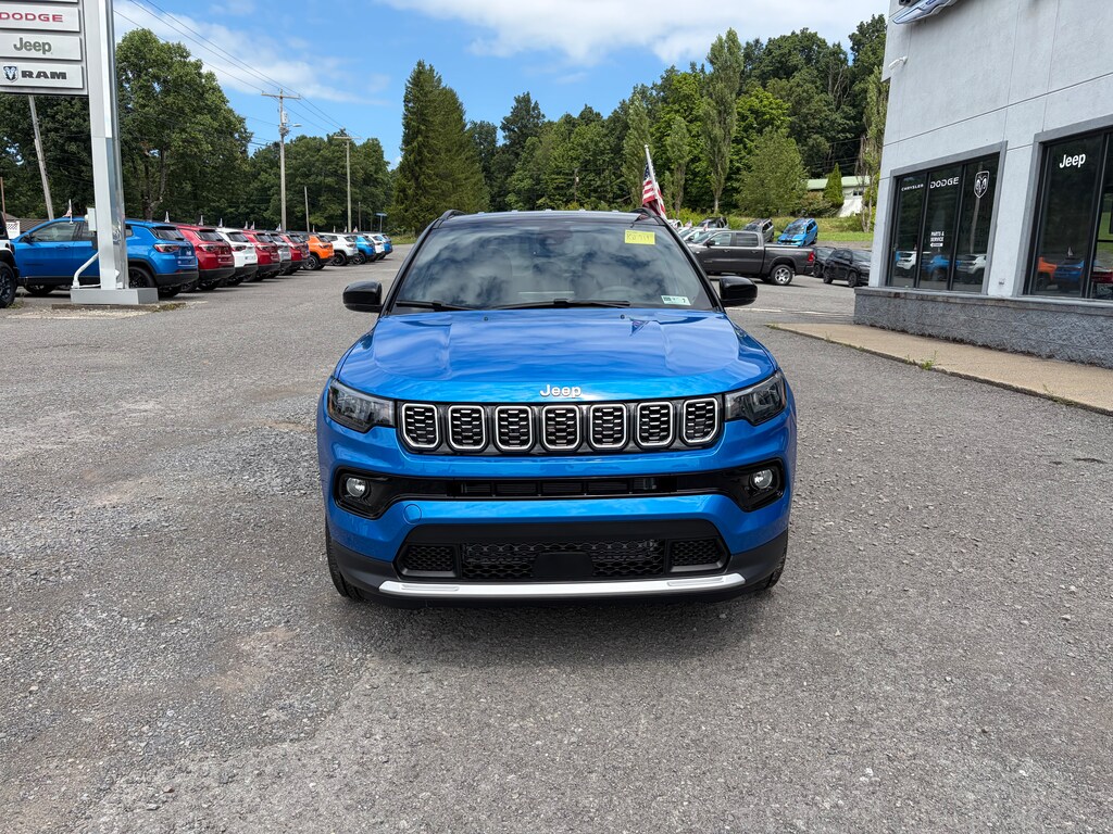 New 2026 Jeep Compass LIMITED 4X4 Sport Utility