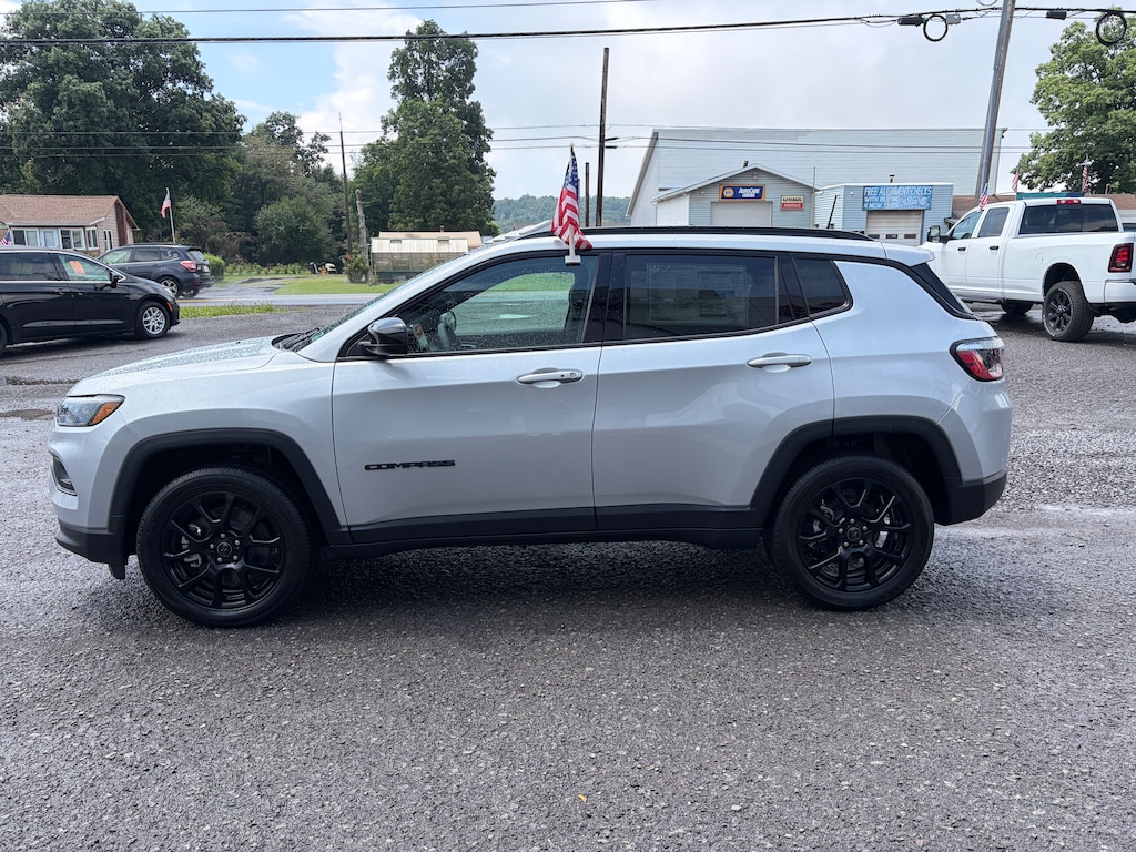 New 2026 Jeep Compass LATITUDE ALTITUDE 4X4 Sport Utility