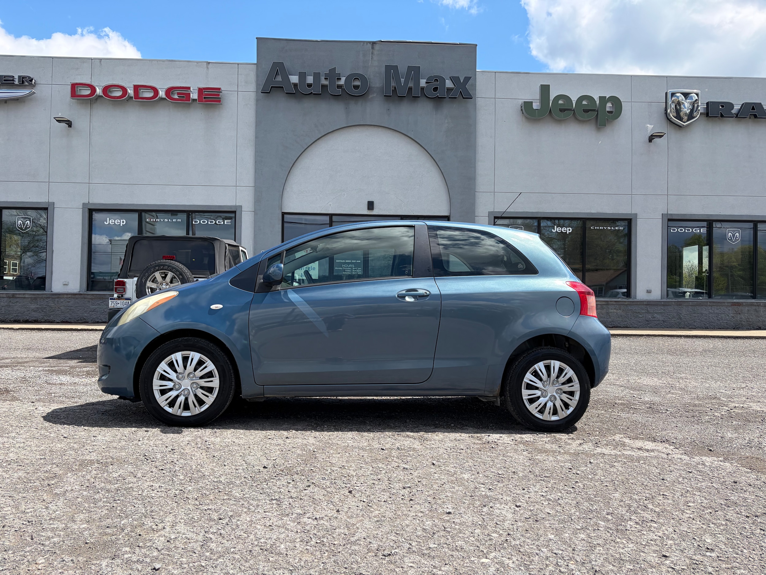 2008 Toyota Yaris S 3-Door Liftback AT's photo