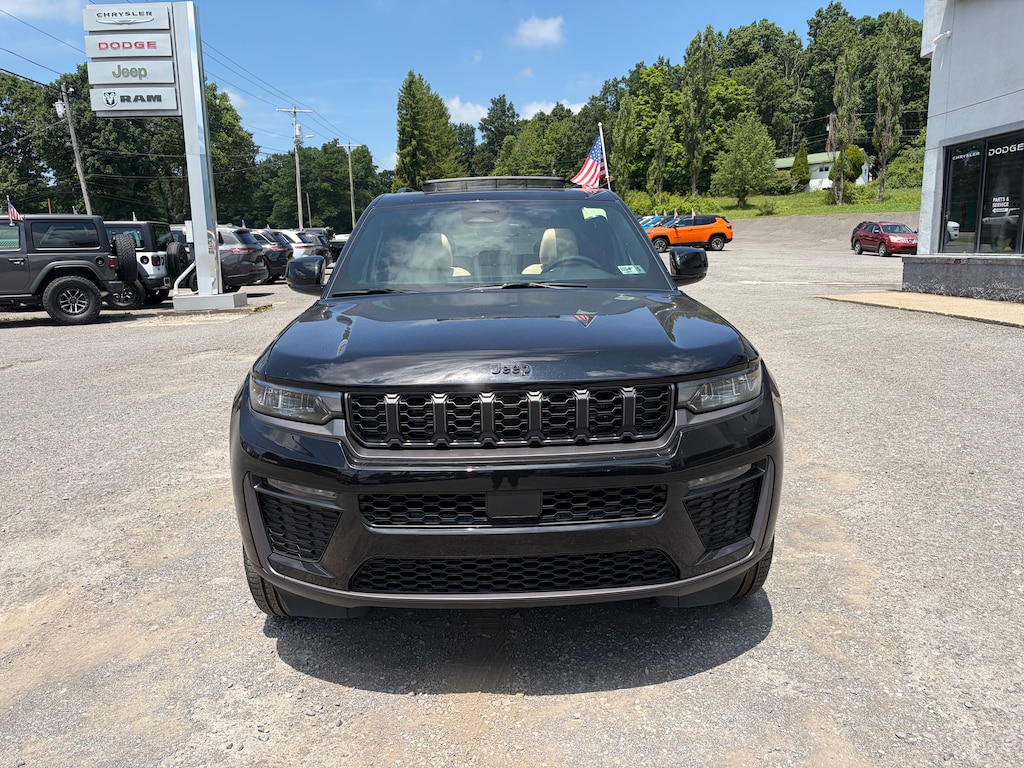 New 2026 Jeep Grand Cherokee LIMITED 4X4 Sport Utility