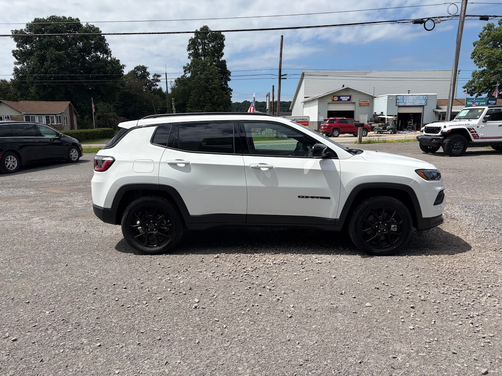 New 2026 Jeep Compass LATITUDE ALTITUDE 4X4 Sport Utility