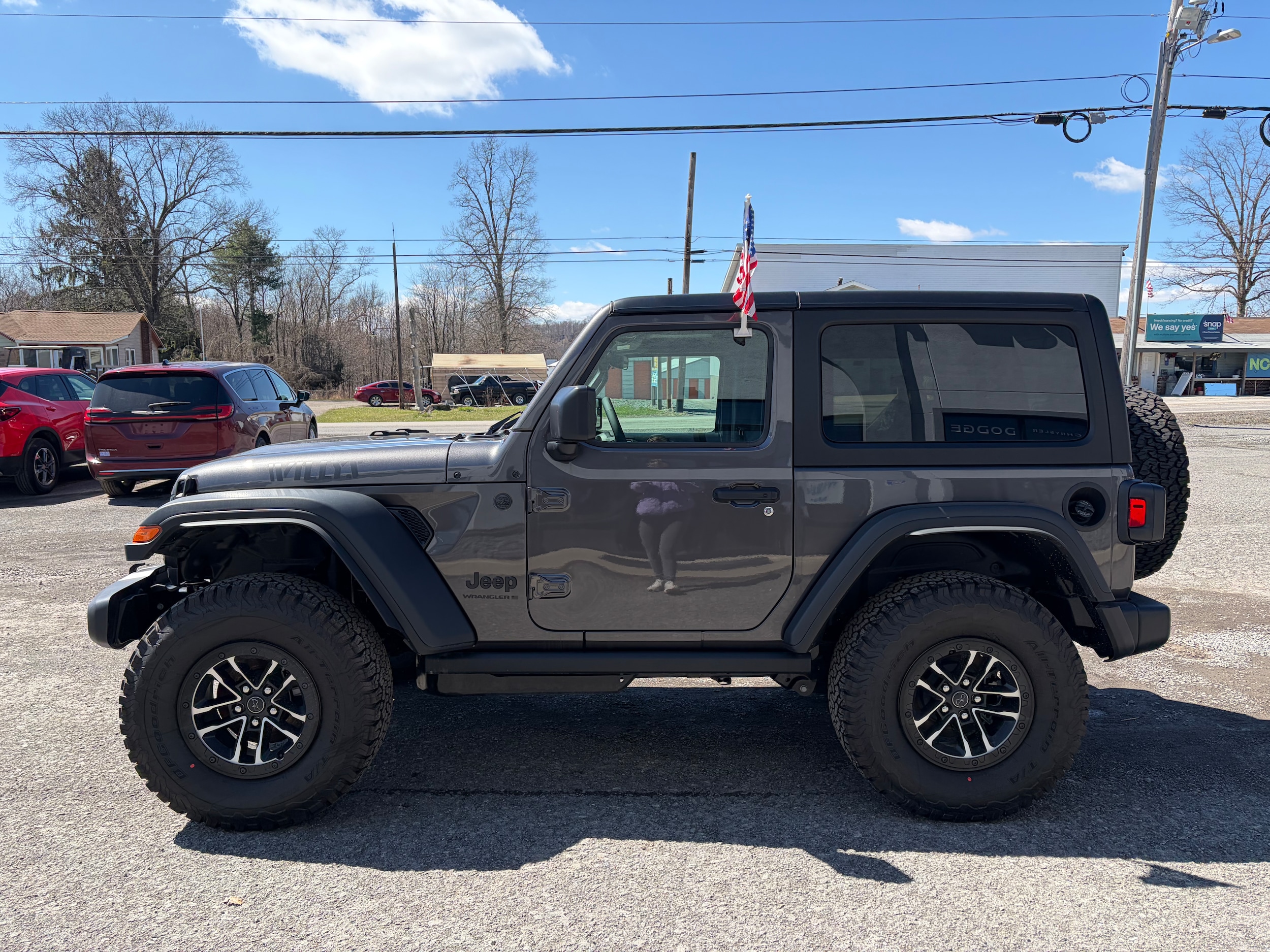 2026 Jeep Wrangler 2-Door Willys - Photo 3