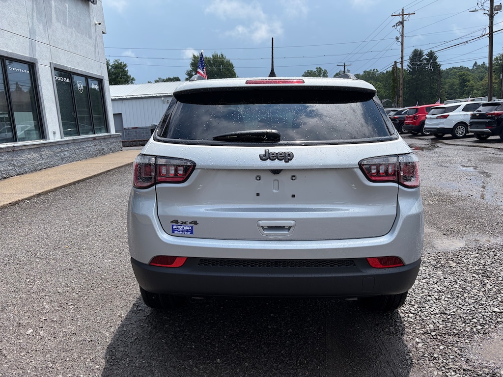 New 2026 Jeep Compass LATITUDE ALTITUDE 4X4 Sport Utility