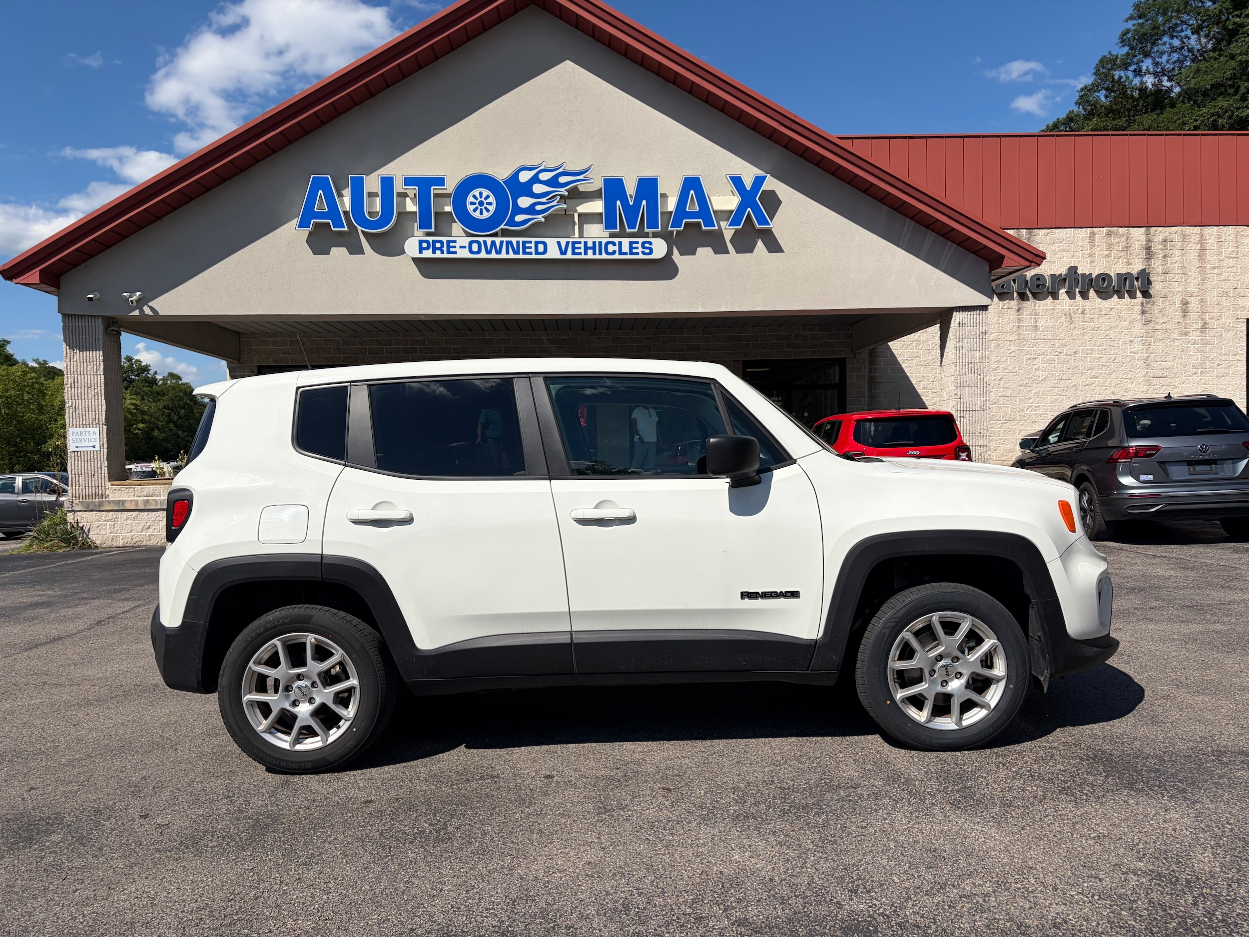 2023 Jeep Renegade Latitude