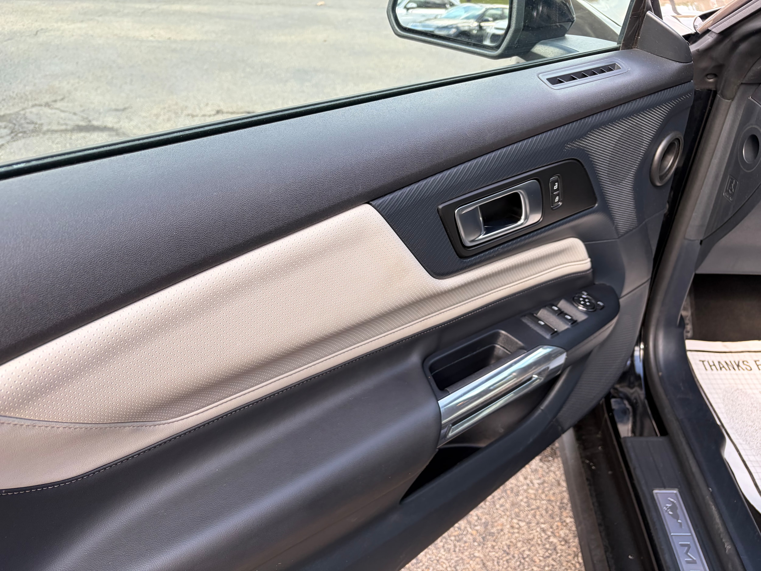2024 Ford Mustang EcoBoost Premium - Photo 13