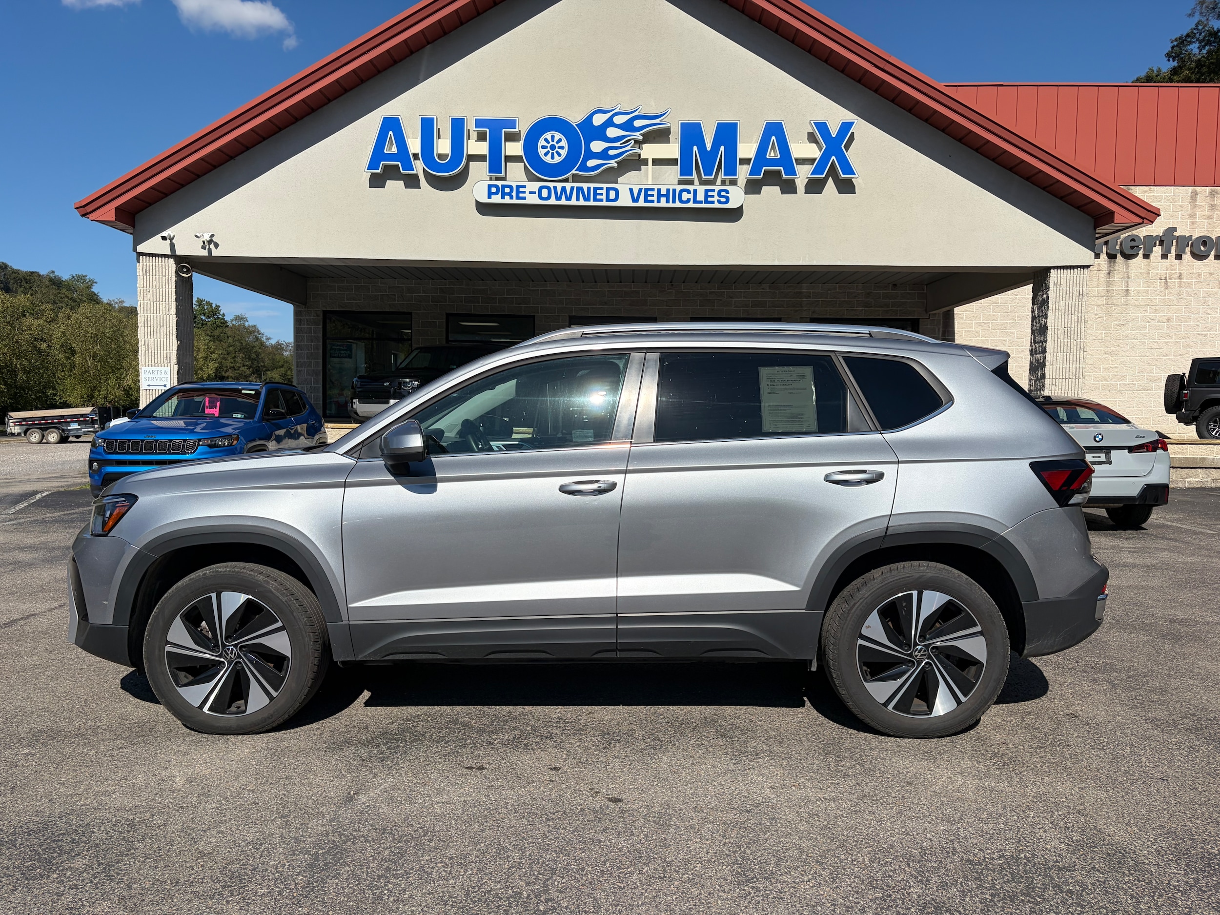 2025 Volkswagen Taos