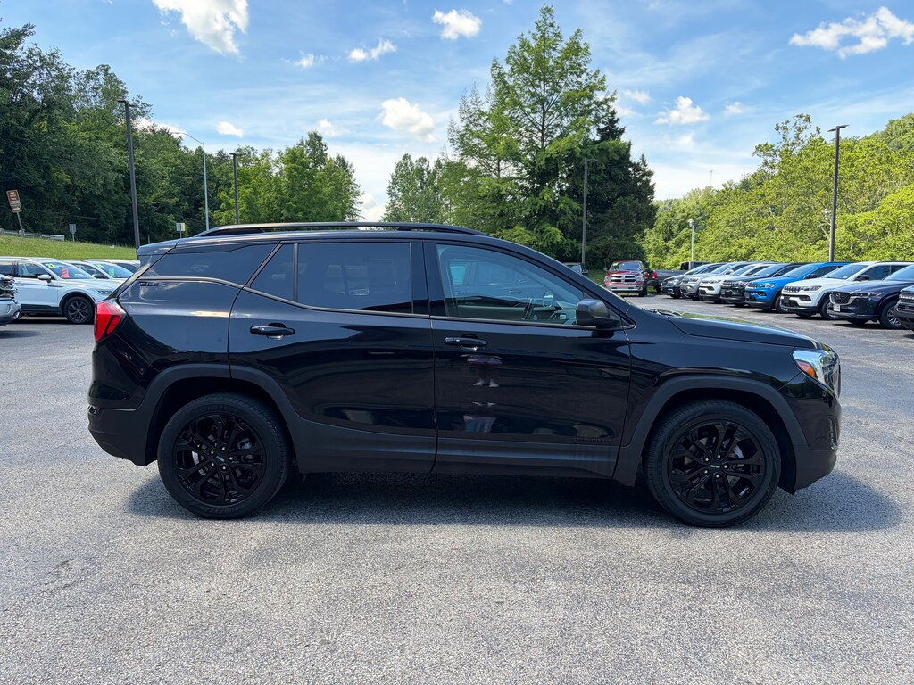 Used 2020 GMC Terrain SLE SUV