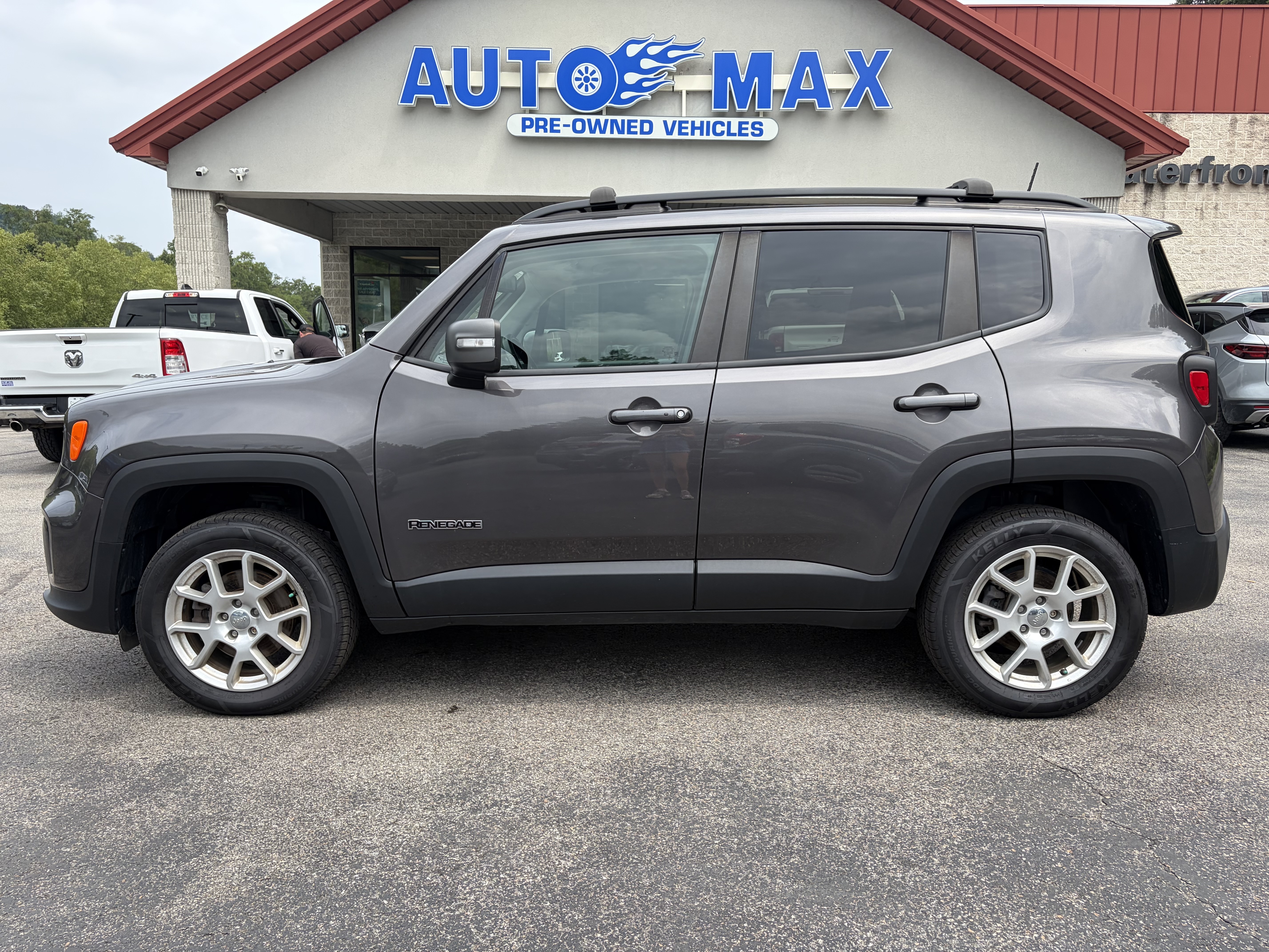  Jeep Renegade