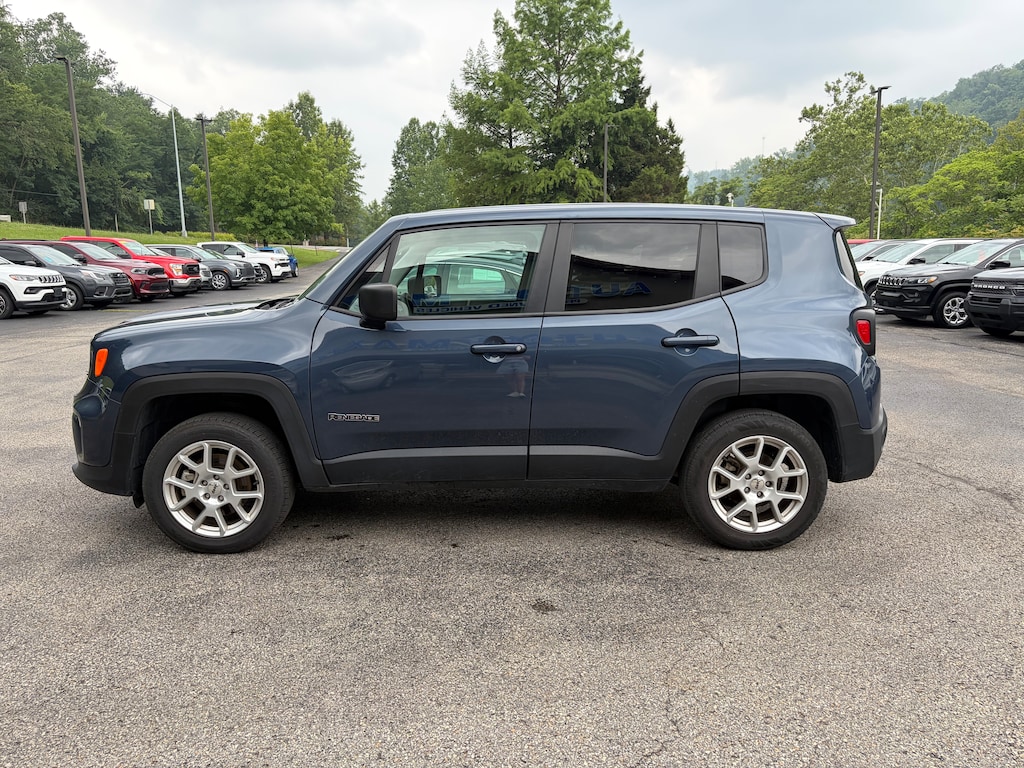 Used 2023 Jeep Renegade Latitude SUV