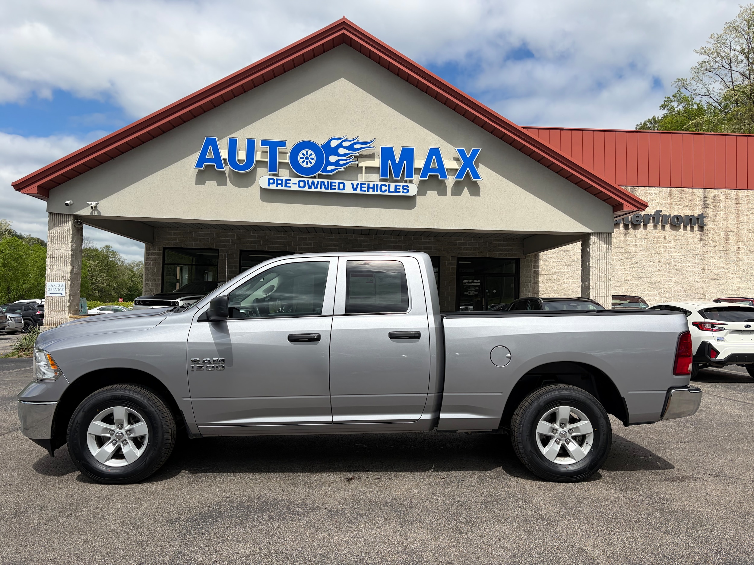 2024 RAM 1500 Classic SLT 4x4 Quad Cab 6'4's photo