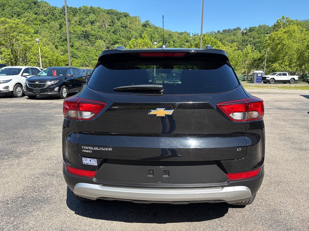 Used 2025 Chevrolet Trailblazer LT SUV