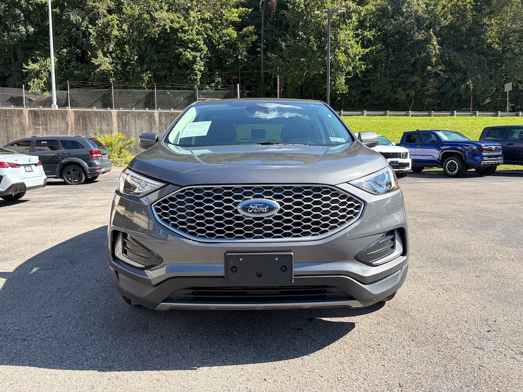 Used 2024 Ford Edge SUV