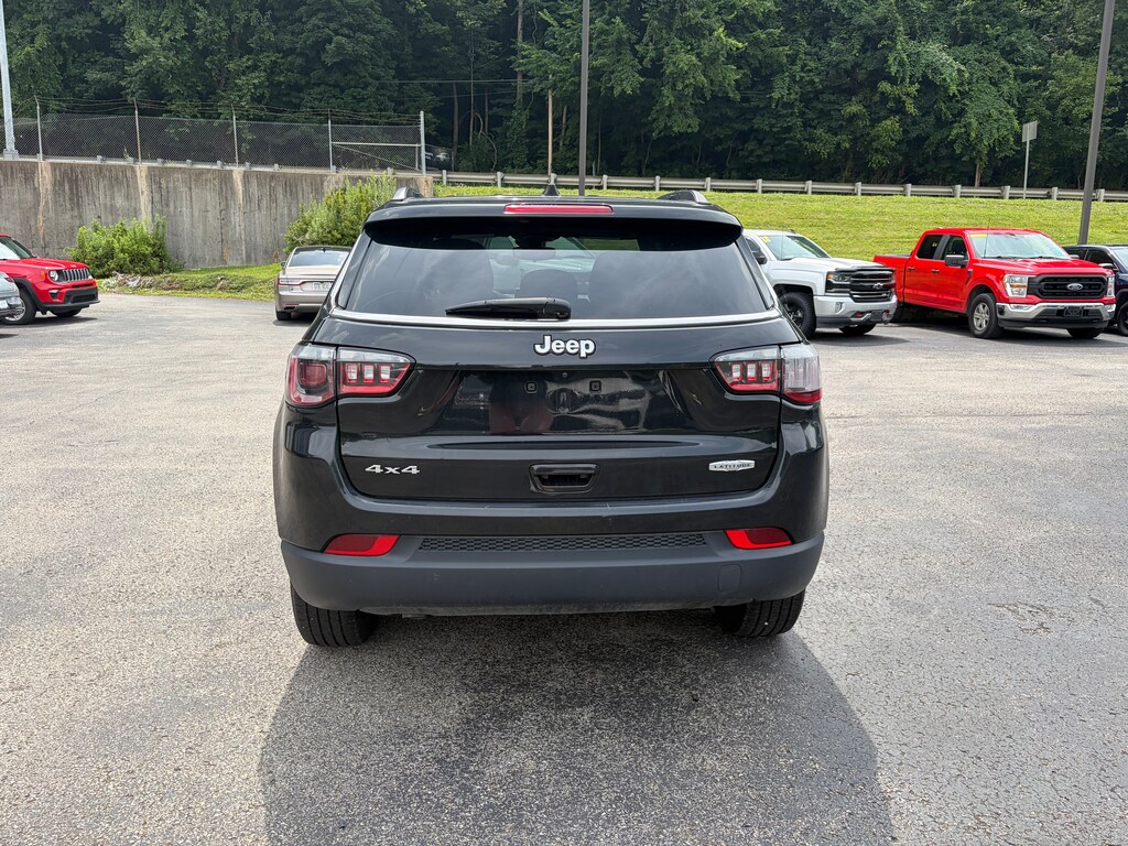 Used 2024 Jeep Compass Latitude SUV