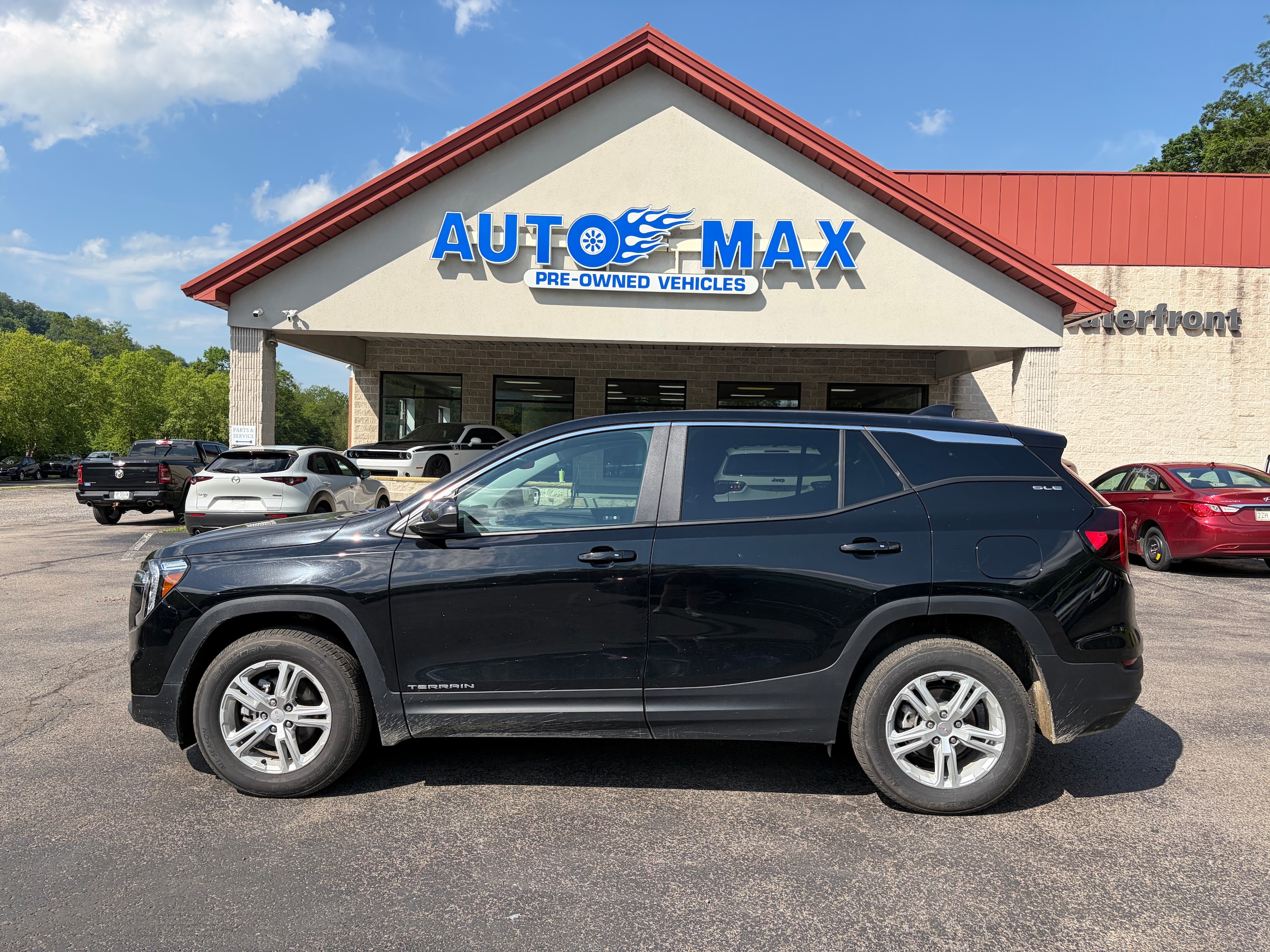 2024 GMC Terrain SLE AWD's photo