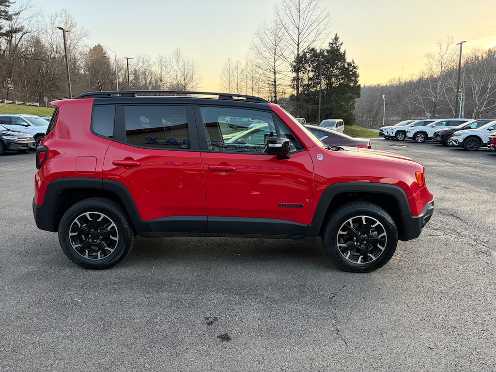 Used 2023 Jeep Renegade Trailhawk SUV
