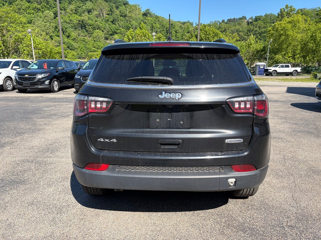 Used 2024 Jeep Compass Latitude SUV