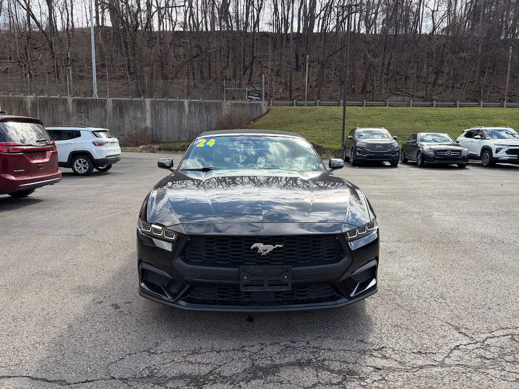 Used 2024 Ford Mustang Convertible