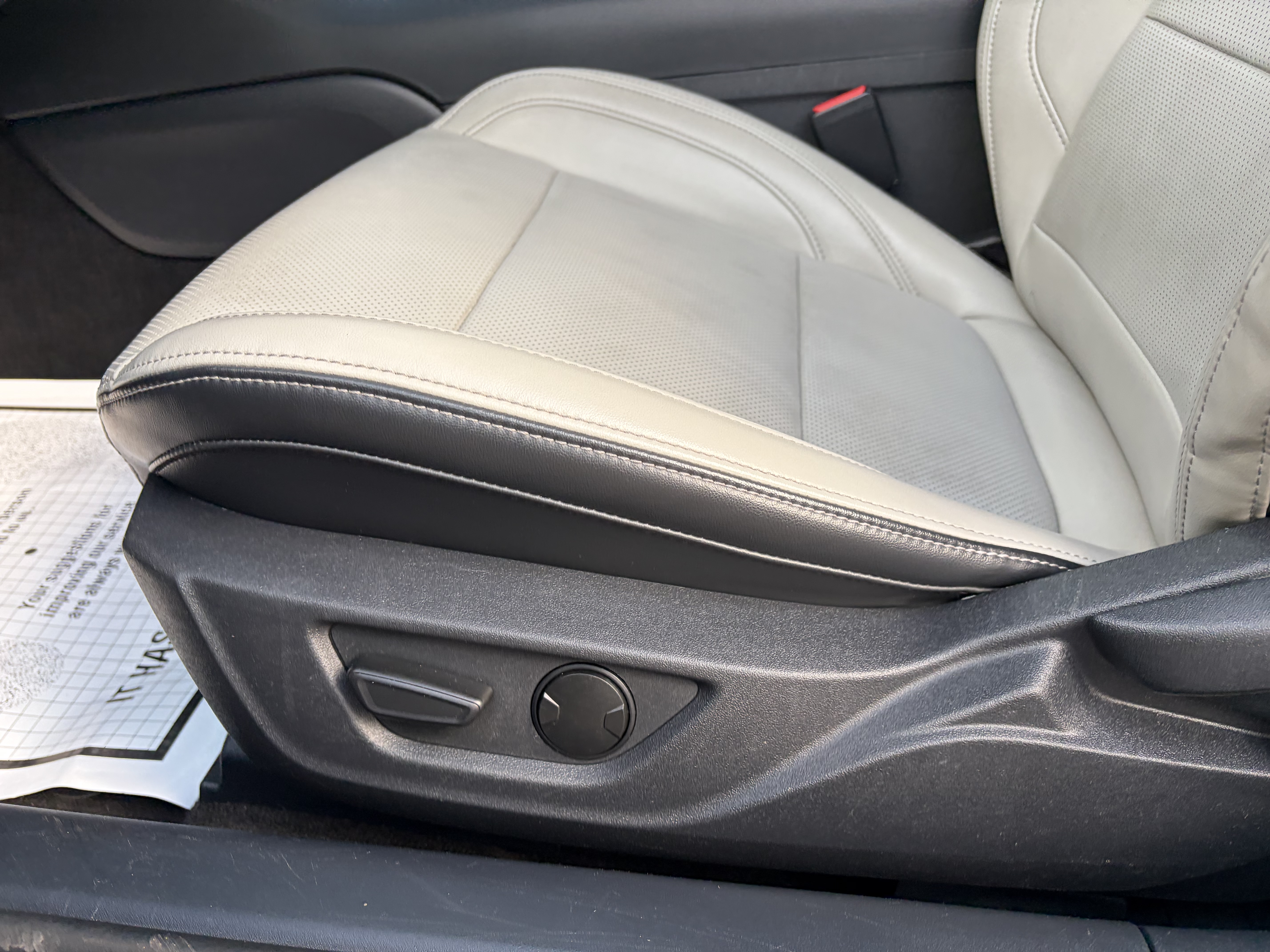 2024 Ford Mustang EcoBoost Premium - Photo 14