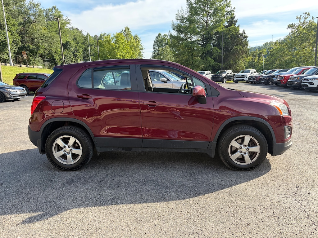 Used 2016 Chevrolet Trax LS SUV