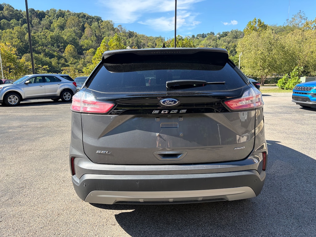 Used 2024 Ford Edge SUV