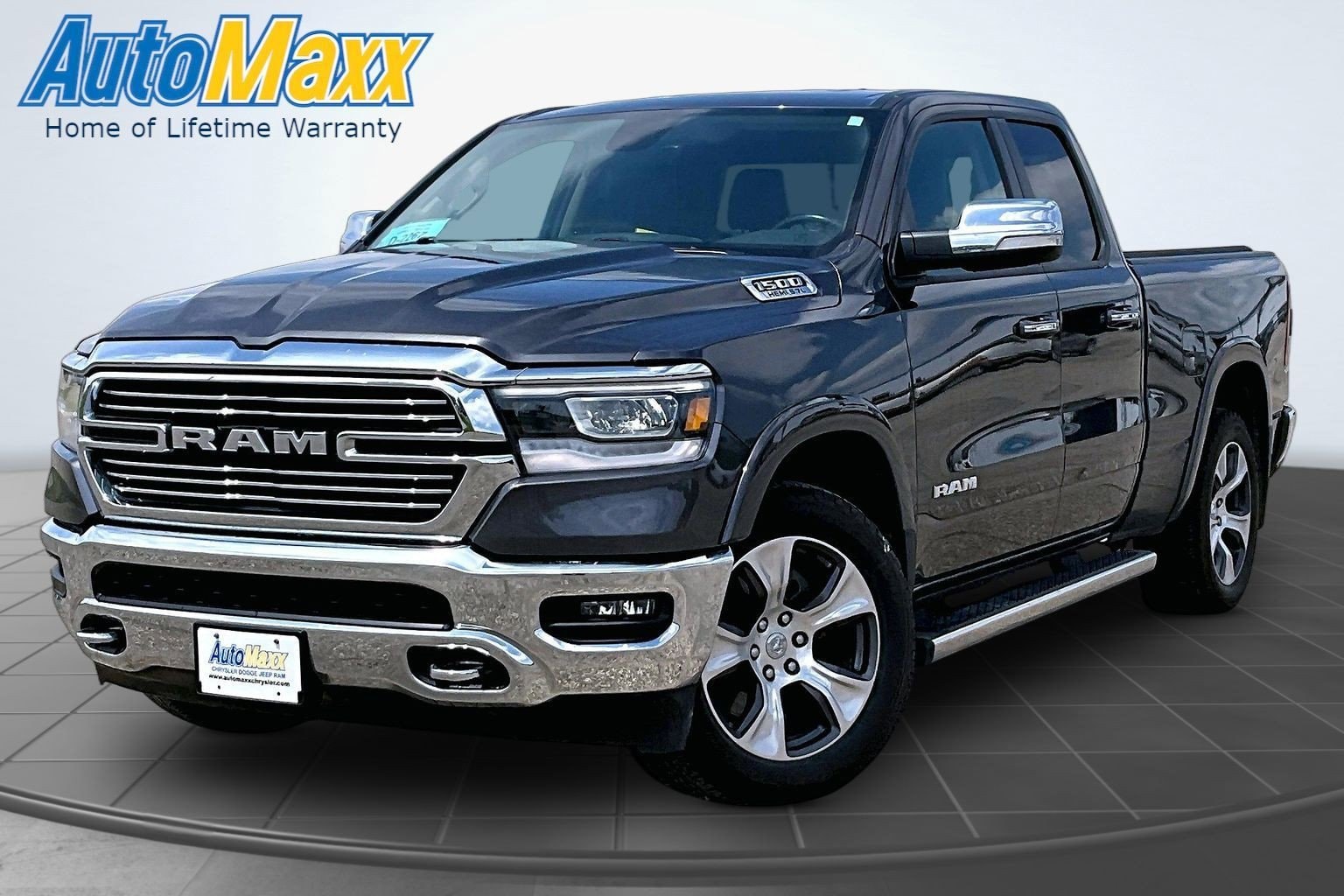 2019 RAM 1500 Laramie 4x4 Quad Cab 6'4's photo