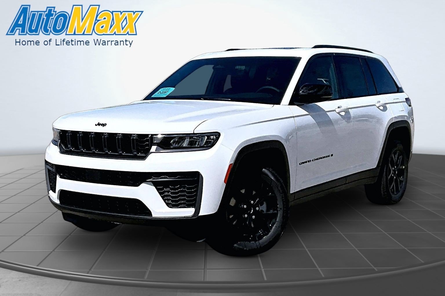 2026 Jeep Grand Cherokee Laredo Altitude 4x4's photo